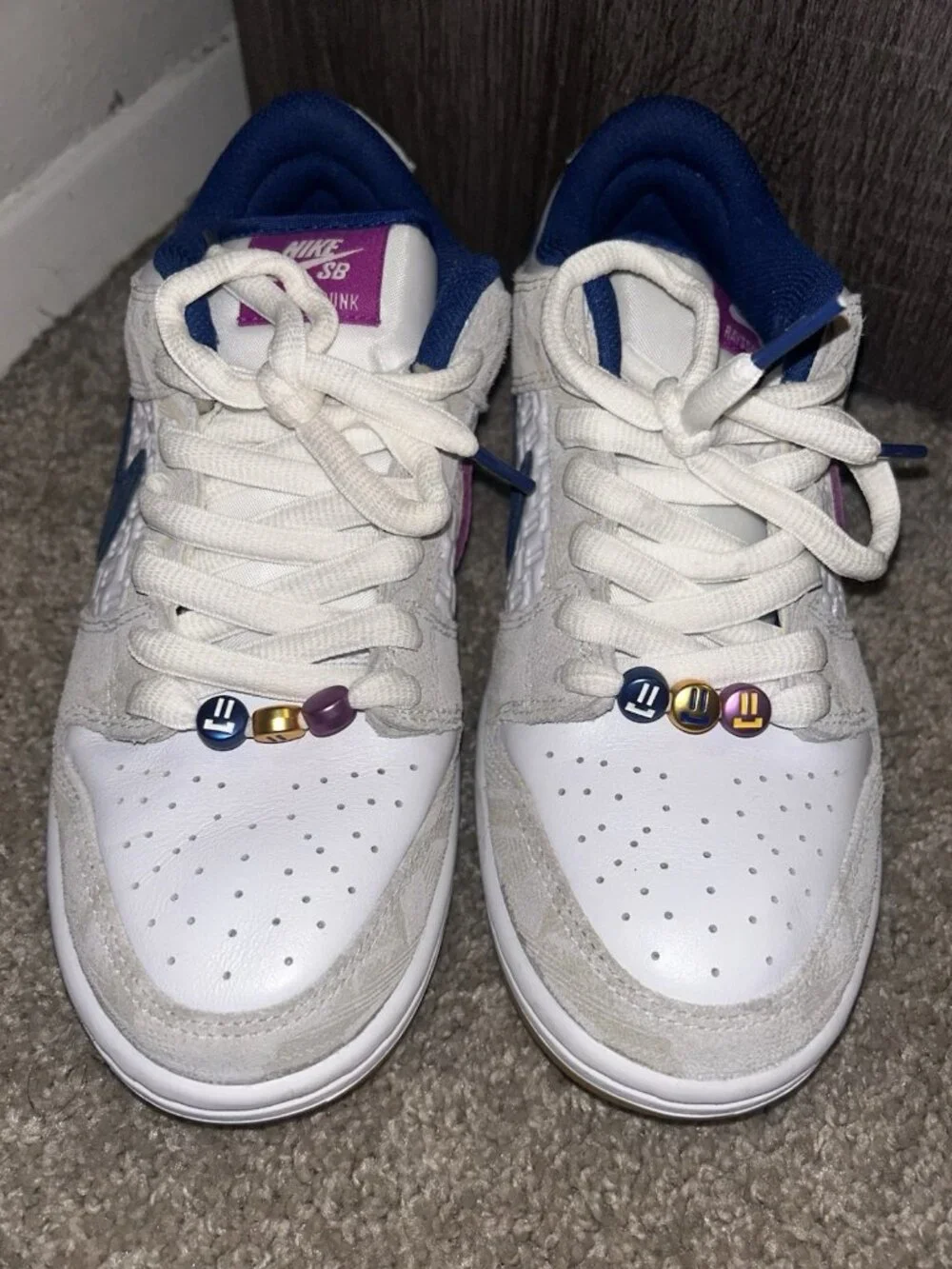 Nike SB Dunk Low Pro Rayssa Leal White Gum Gray Athletic Sporty Shoes Size 7